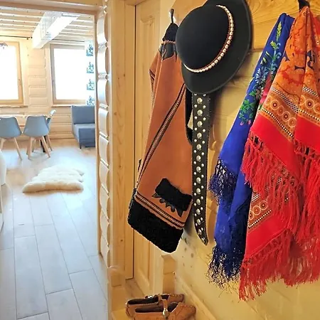 Goralskie Na Podhalu Z Jacuzzi Lodge *